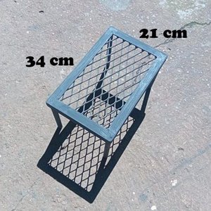 Lote siguiente: Parrilla Metálica con Metal Desplegado - 34x21x17 cm