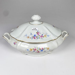 Guisera de porcelana checa con tapa, decoración floral - imagen 1