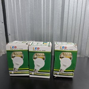 Lote anterior: Lámpara LED Alta Potencia 18W 200-240V