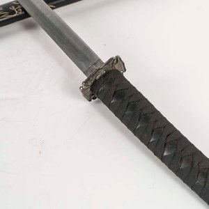 Katana Moderna Decorativa con Funda - imagen 2