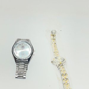 Par de Relojes de Pulsera: Dama y Caballero, Nuevos - imagen 2