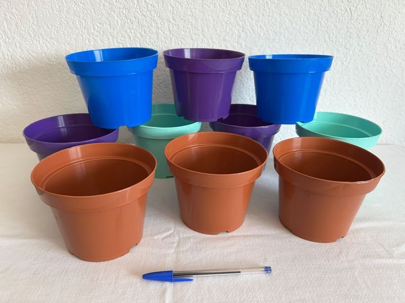 Macetas de cerámica en diferentes colores y tamaños - imagen 4