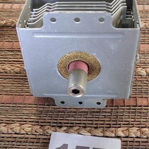 Lote de 7 Magnetrones Witol para Microondas - imagen 3