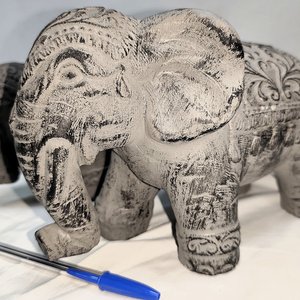 Set de 2 Elefantes Decorativos Macizos en Cemento - imagen 3