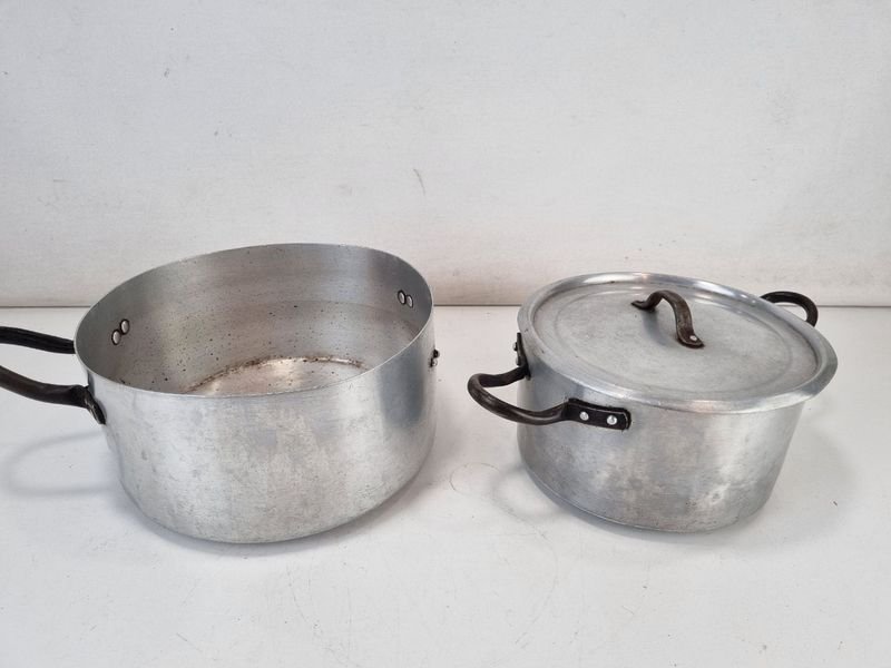 Lote anterior: Dos Ollas De Aluminio De Alta Calidad