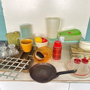Lote de Utensilios de Cocina: Tupperware, Molinetes, Posafuentes y Más - imagen 2