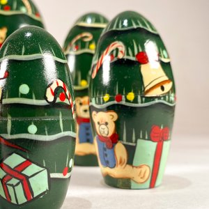 Matrioska Navideña con Osos, Gatos y Regalos - imagen 3