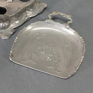 Cofre de Bronce con Interior de Madera y Pala para Migas Art Nouveau - imagen 4