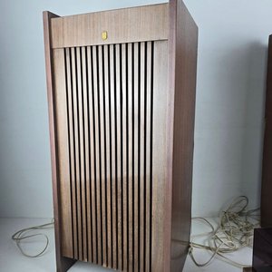 Tocadiscos Philips Vintage con Parlantes de Madera - imagen 9