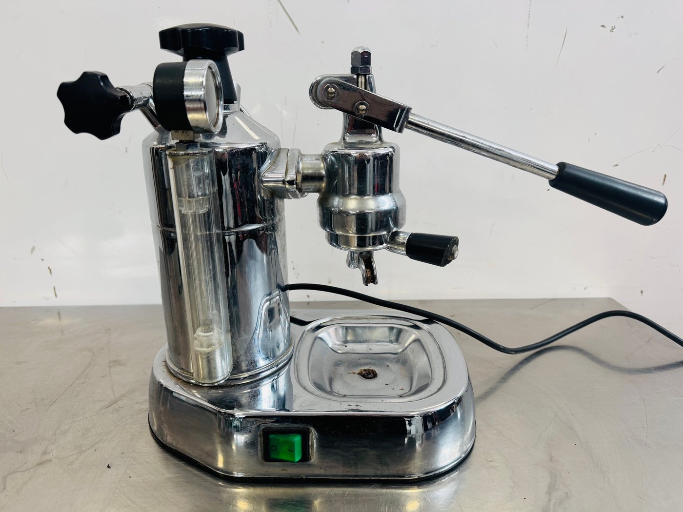 Cafetera Espresso Pavoni Profesional de un brazo, origen Italia