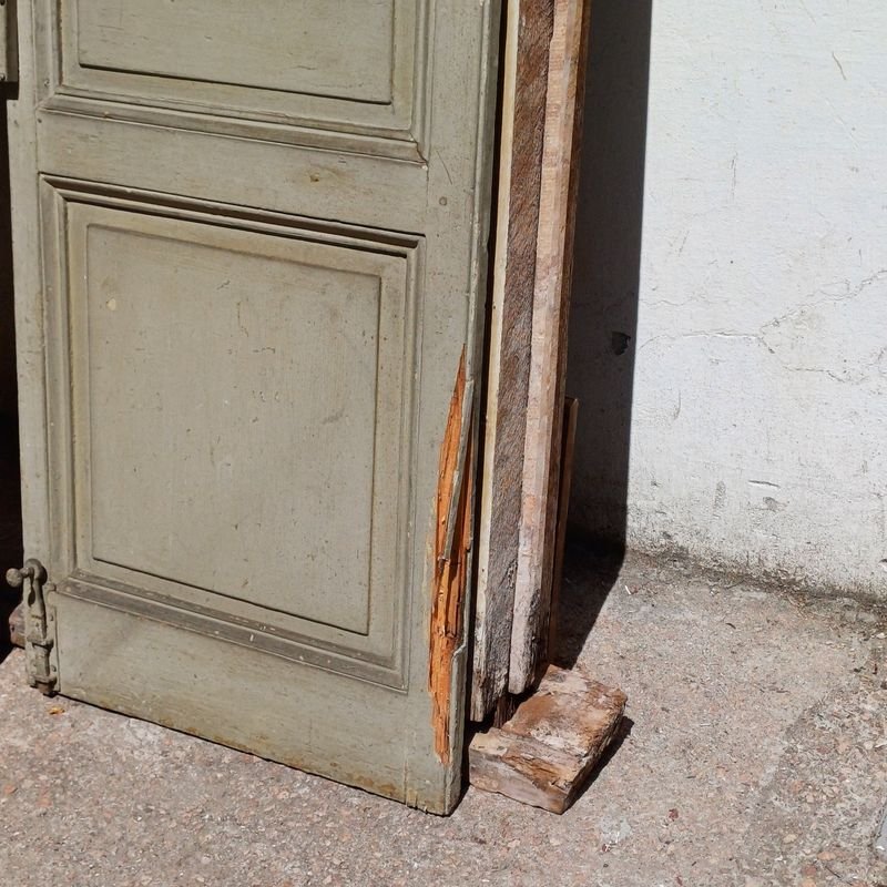 Puerta antigua de tablero, doble hoja y marco - imagen 7