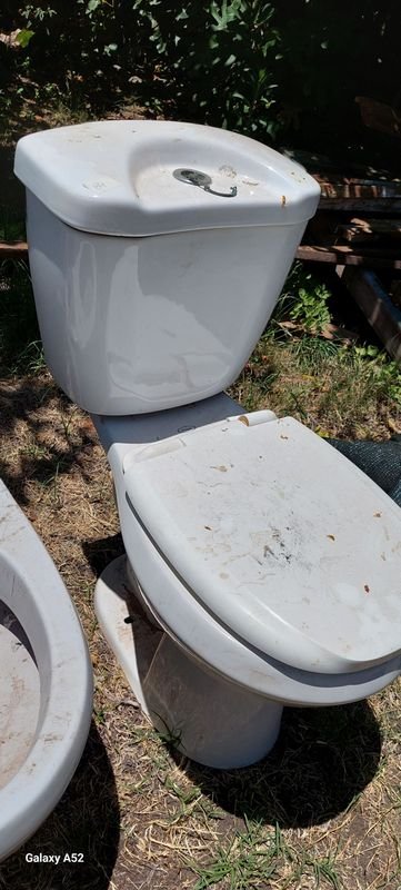 Par de inodoros en venta - imagen 4