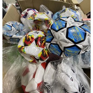 Lote de 40 Pelotas de Fútbol Variadas - imagen 2