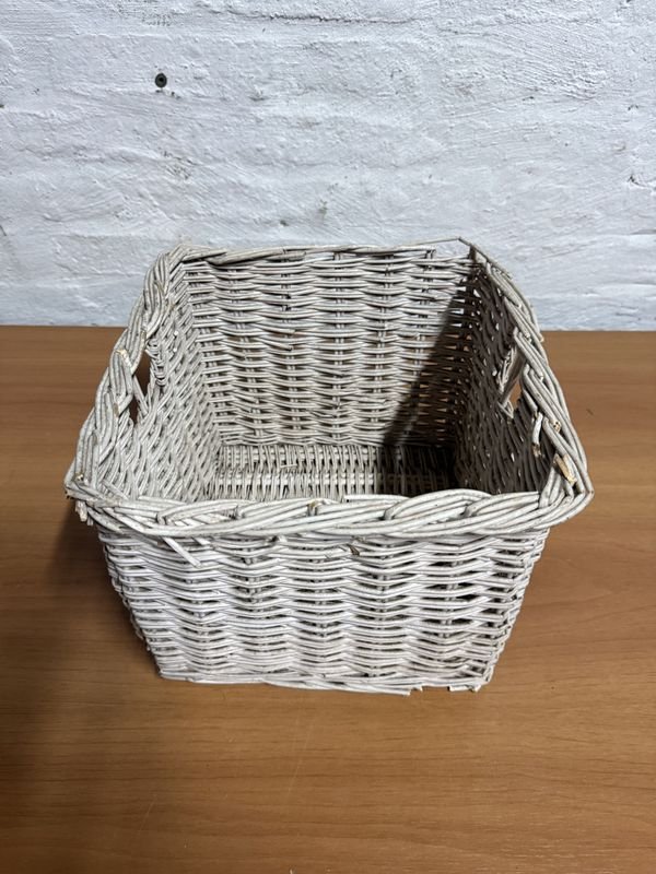 Item 875905 - Image 1