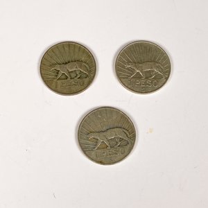 Tres Monedas de Plata "El Puma" - República Oriental del Uruguay - imagen 2