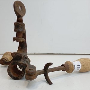 Antiguo Cargador de Cartuchos de Metal y Madera - imagen 7