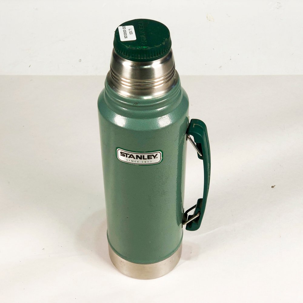 Termo Stanley color verde - imagen 2