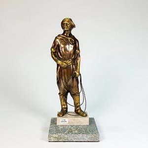 Escultura en Bronce: Gaucho con Lazo sobre Base de Mármol - imagen 5