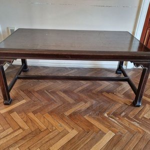 Mesa de Centro Vintage Estilo Oriental en Madera Noble Oscura - imagen 1