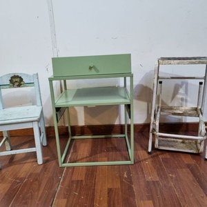 Silla Infantil, Mesa de Luz Verde con Cajón y Escalera Plegable - imagen 5