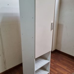 Mueble Blanco con Puerta y Estantes Abiertos - 50x47x184 cm - imagen 3