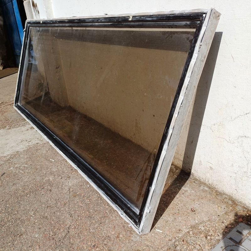 Ventana de aluminio y vidrio para carpintería - imagen 3