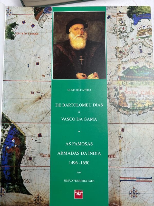 Colección de libros de historia sobre Brasil y Portugal - imagen 9
