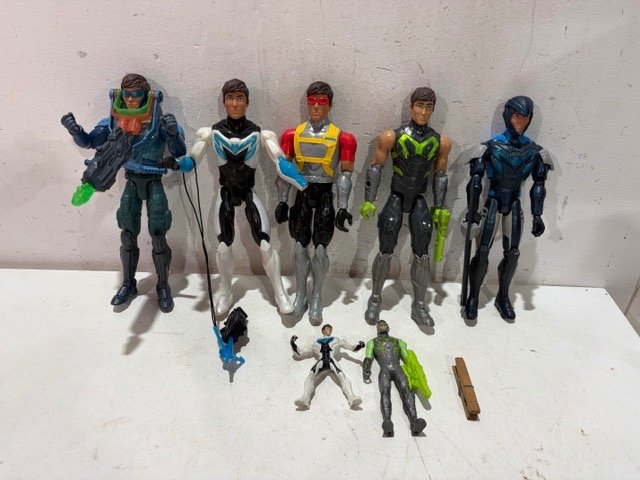 Lote de 7 Figuras de Acción Articuladas
