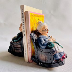 Lote siguiente: Lote de 2 Libros: Breves Lecciones Bíblicas y Kabala, Una Mística del Lenguaje