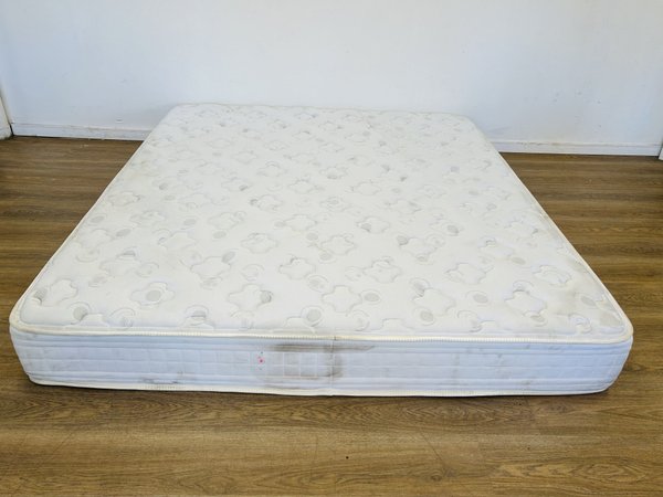 Colchón King Size con Resortes 180x200x23cm - imagen 1