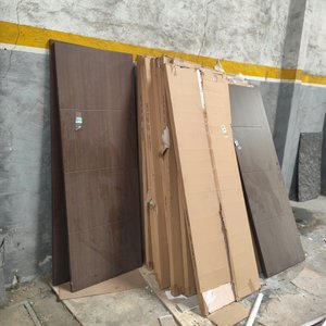 Hoja de Puerta Interior Nueva con Cerradura y Pestillo - imagen 3
