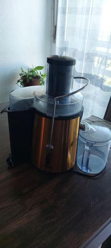 Juguera y accesorios para el hogar - imagen 2