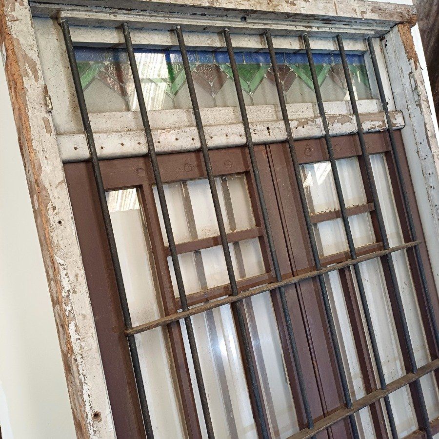 Ventana con dos hojas batientes en cedro - imagen 7