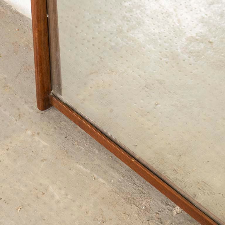 Espejo biselado estilo americano con marco parcial de madera - imagen 3