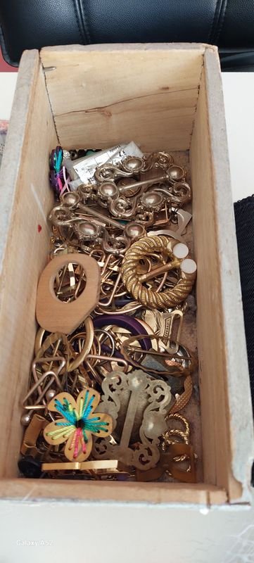 Lote de cintas, hebillas y accesorios variados - imagen 6