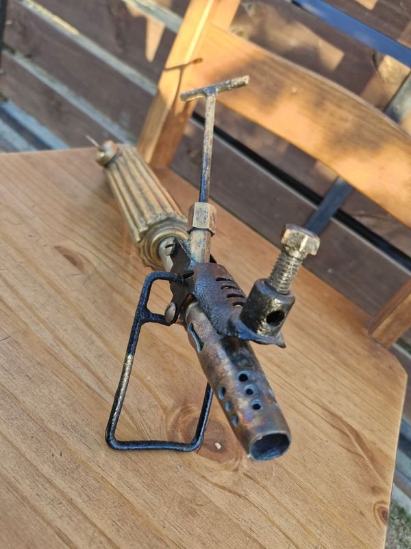 Antiguo Soplete o Pistón de Soldadura en Bronce - Venta en Subasta - imagen 4