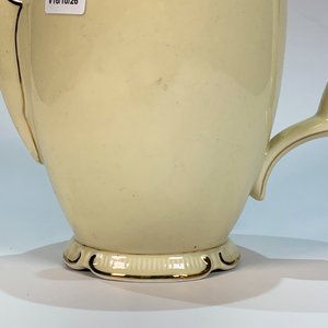Tetera de Losa Inglesa Beige con Detalles Dorados y Tapa - imagen 2