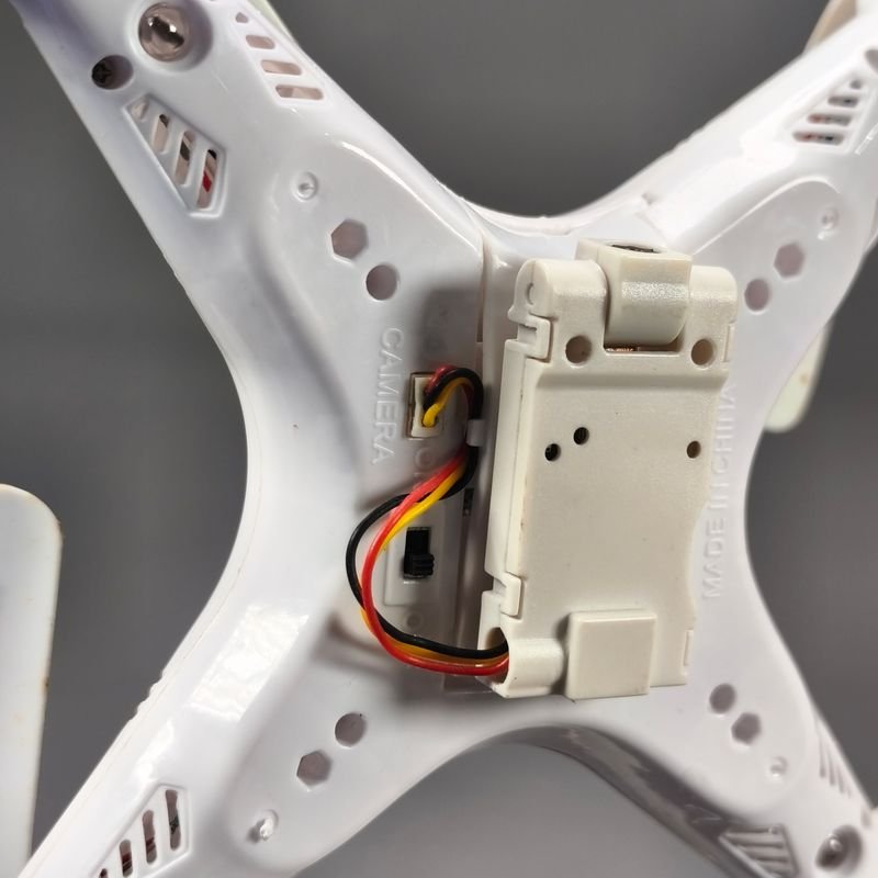 Drone LH-X4 con Cámara y Control Remoto - imagen 8