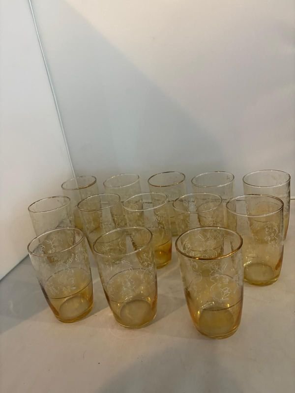 Lote siguiente: Vasos de cristal con diseño único