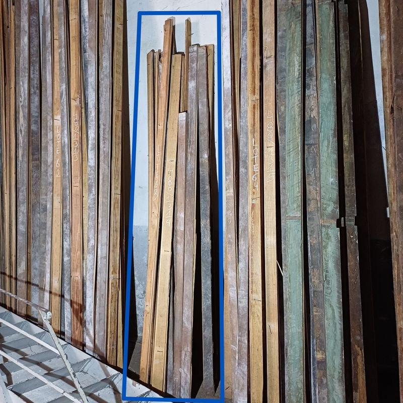 Lote siguiente: Tablas de piso en pinotea - Venta por subasta