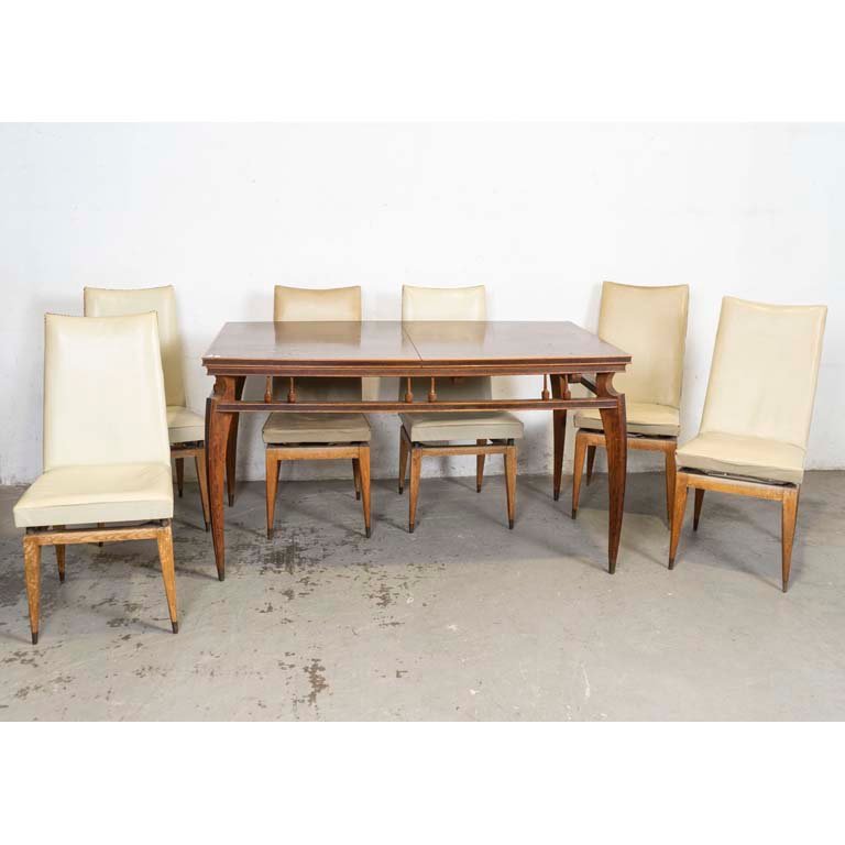 Mesa de Comedor con 6 Sillas Tapizadas en Cuerina