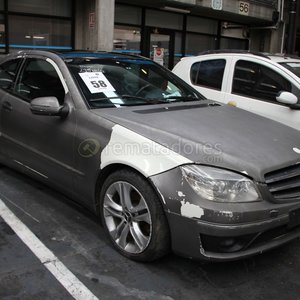 Mercedes-Benz CLK 230 Coupé Gris y Blanco - imagen 2