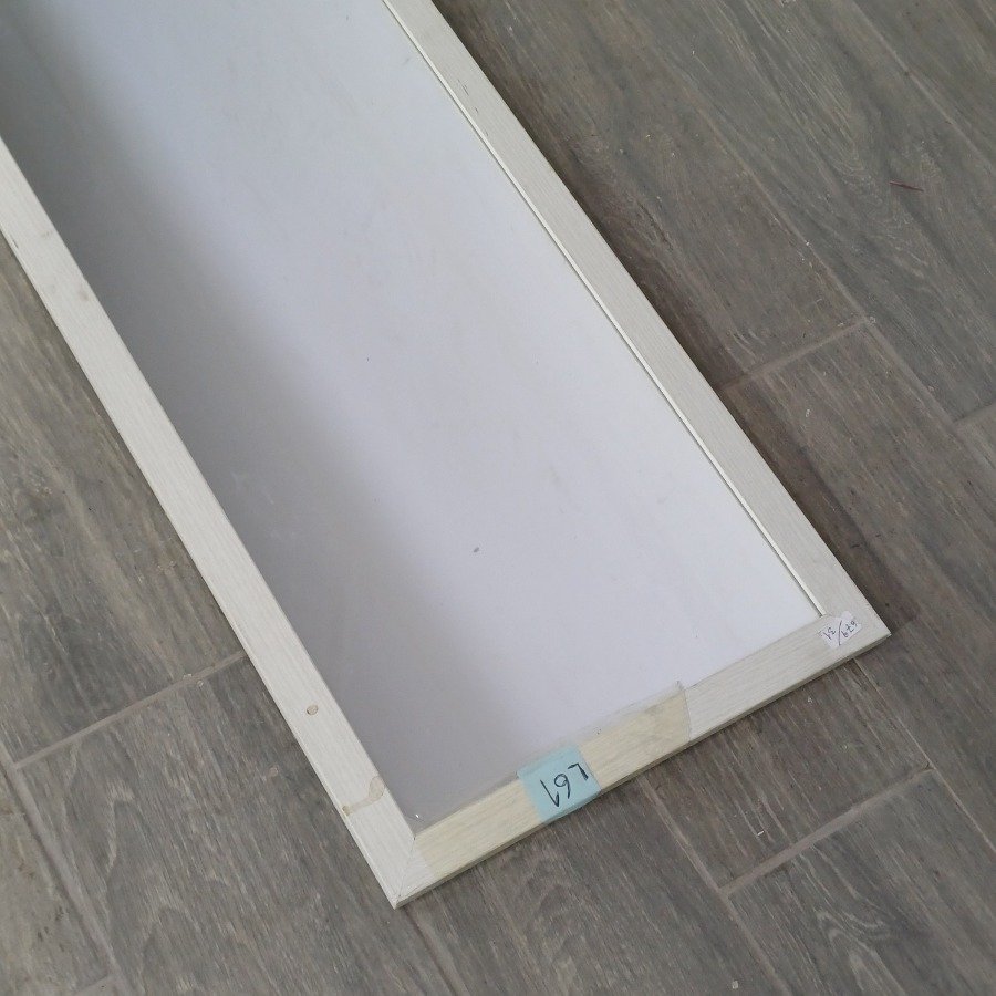 Espejo rectangular con marco de imitación madera - imagen 6