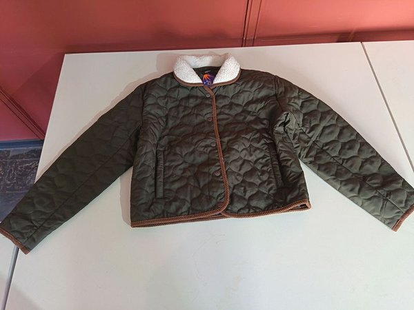 8080 campera talle unico seria un s/m