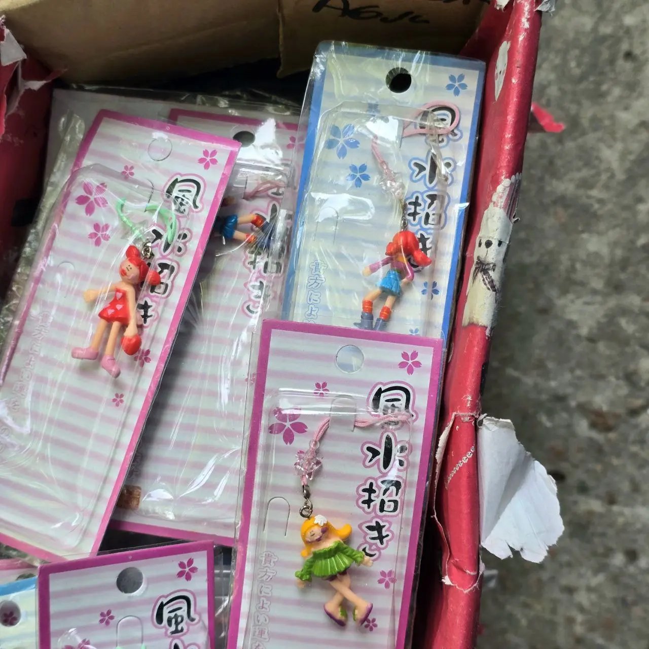 Figuritas y accesorios en bolsas de plástico - imagen 3