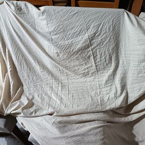 Lote siguiente: Cubre Colchón 2 Plazas Color Crema con 2 Fundas Le Blanc