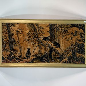 Lote siguiente: Cuadro Tapiz Rectangular "Osos en el Bosque" con Marco Dorado
