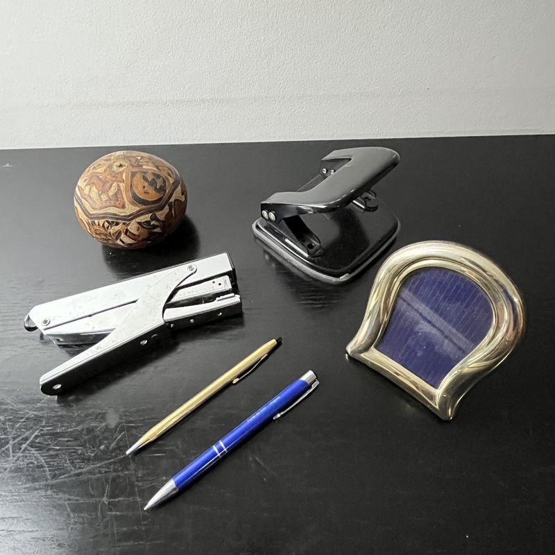 Bandeja cuadrada para escritorio con accesorios - imagen 4