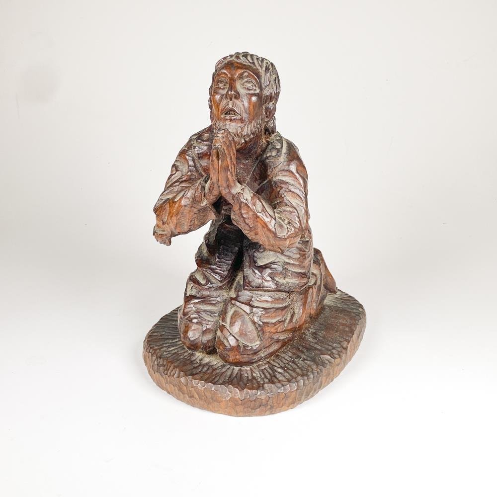 Talla Religiosa de Madera Firmada, 29 cm de Altura