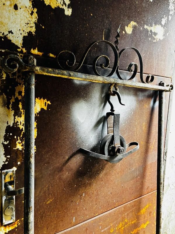 Item 881666 - Image 1